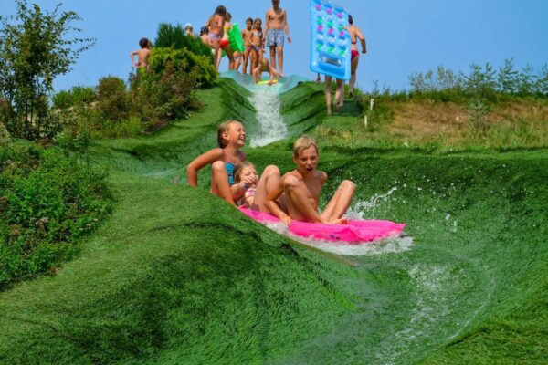 dobrodruzny-tabor-totem-2